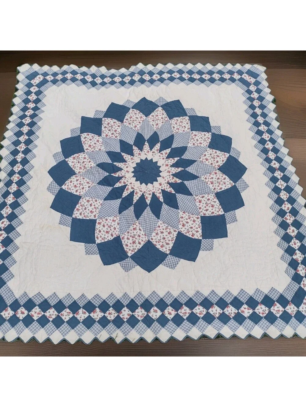 Vintage 80x80 Hand Quilted Floral Medallion Quilt Blue Cottagecore Full